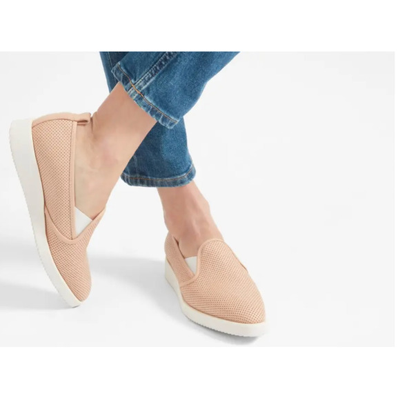 NWOT Everlane Street Shoe 9.5 Modern Loafer Neutral Tan Perforated Leather Flats - Picture 1 of 6